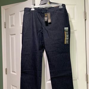 NWT Lee Women’s Dark Denim Slacks/Jeans 16 short